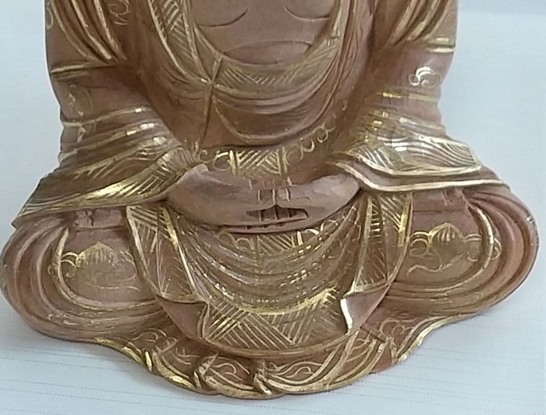 釈迦如来坐像 2.5寸 #327 像のみ 金彩有 お釈迦さま ◆白檀 木彫 仏像