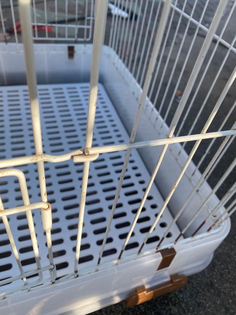 小動物用ケージドアとトレイ