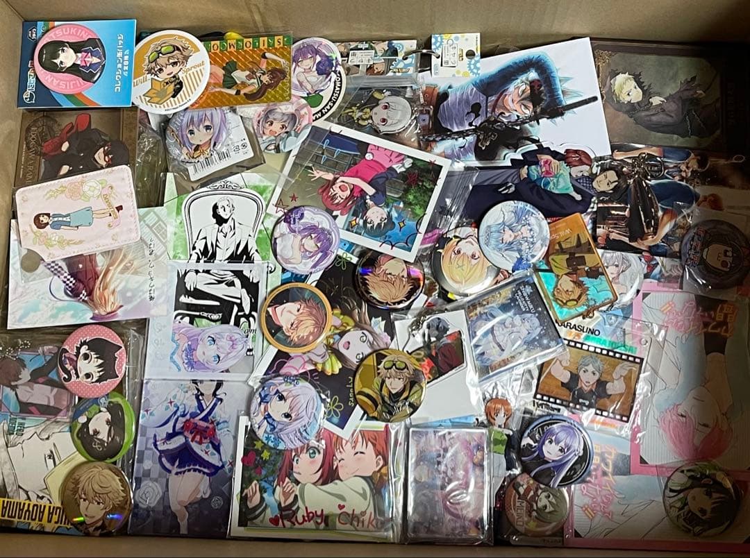 アニメグッズ　キャラクターグッズ　1200個以上　まとめ売り
