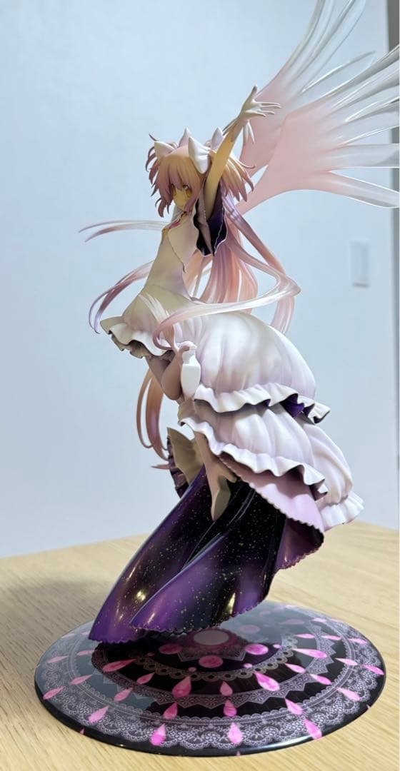 魔法少女まどか☆マギカ アルティメットまどか 1/8スケールフィギュア 訳あり品