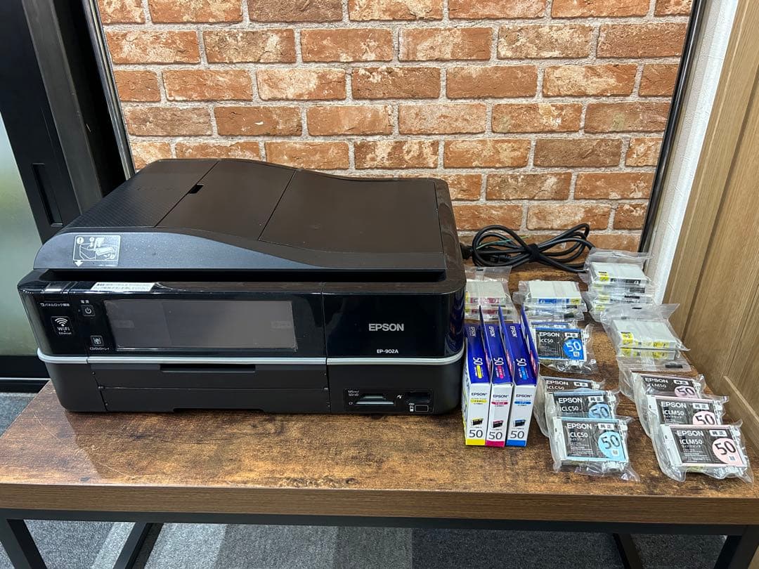EPSON Colorio インクジェット複合機 EP-902A