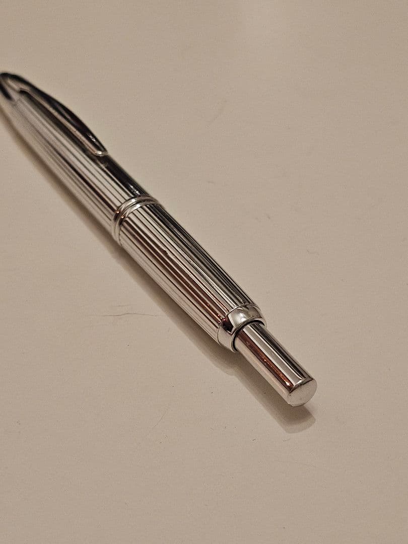 capless 万年筆 ストライプ