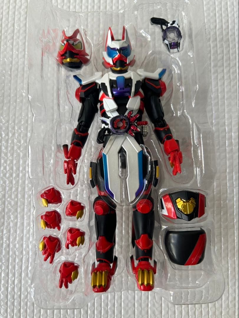 S.H.Figuarts 仮面ライダーギーツ レーザーブーストフォーム＆ブースト