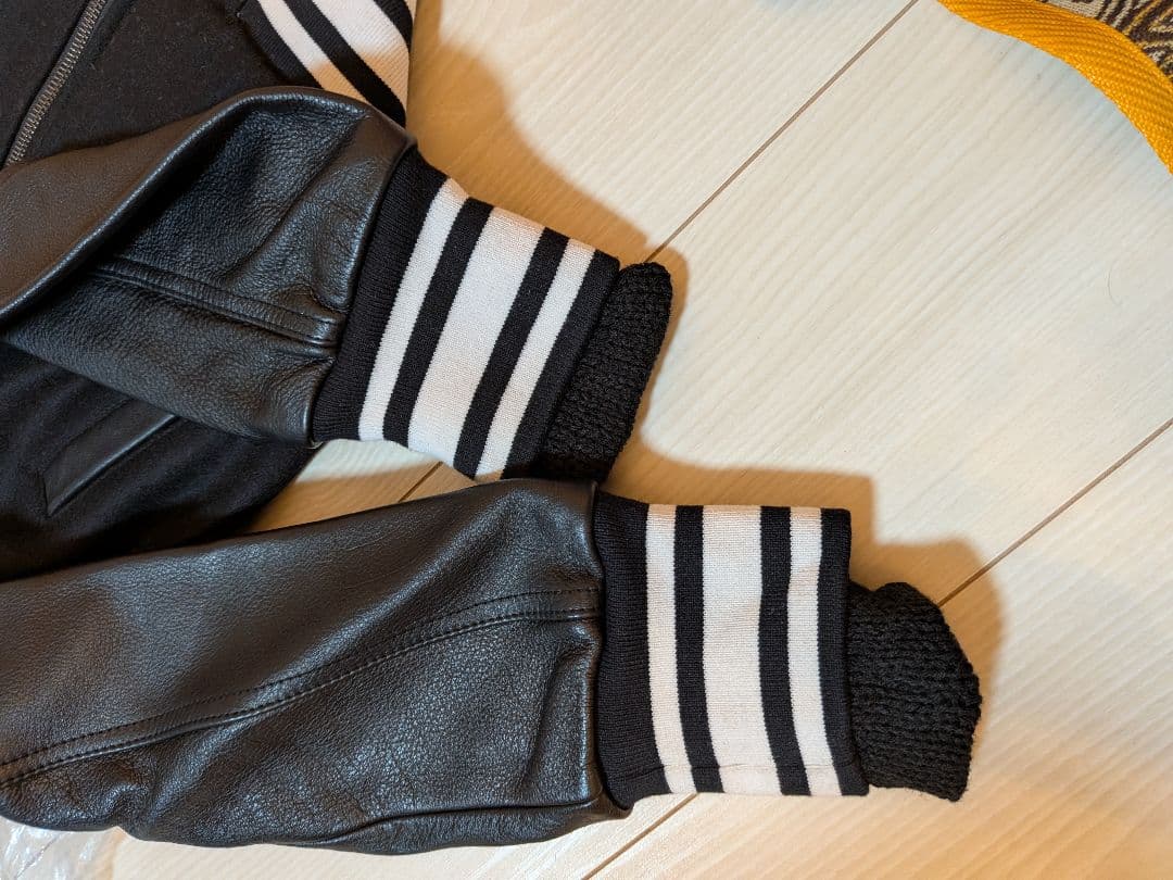 L'Arc〜en〜Ciel ラルク ツアー スタジャン S 黒 刺繍 白ライン