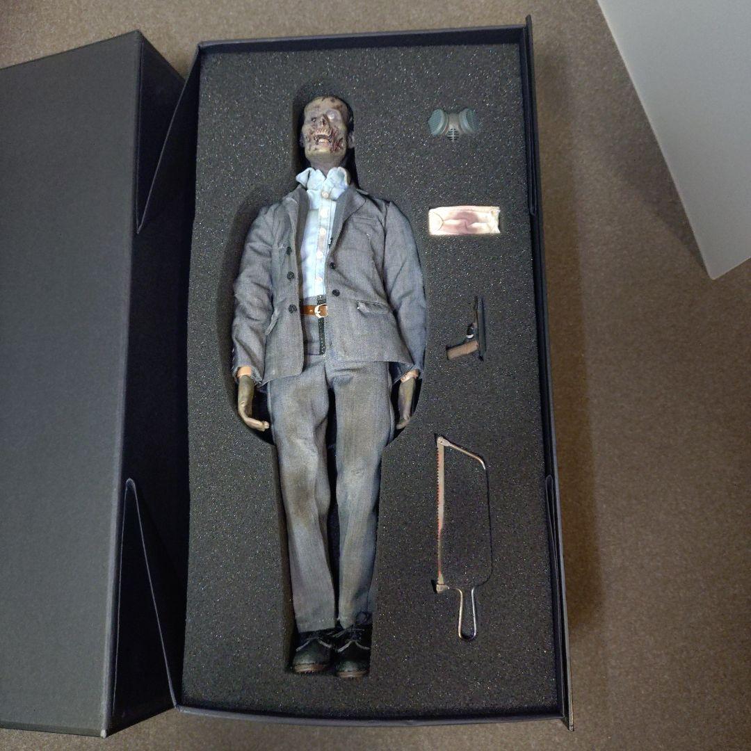 ②BOMTOYS ゾンビ　フィギュア　バイオハザード