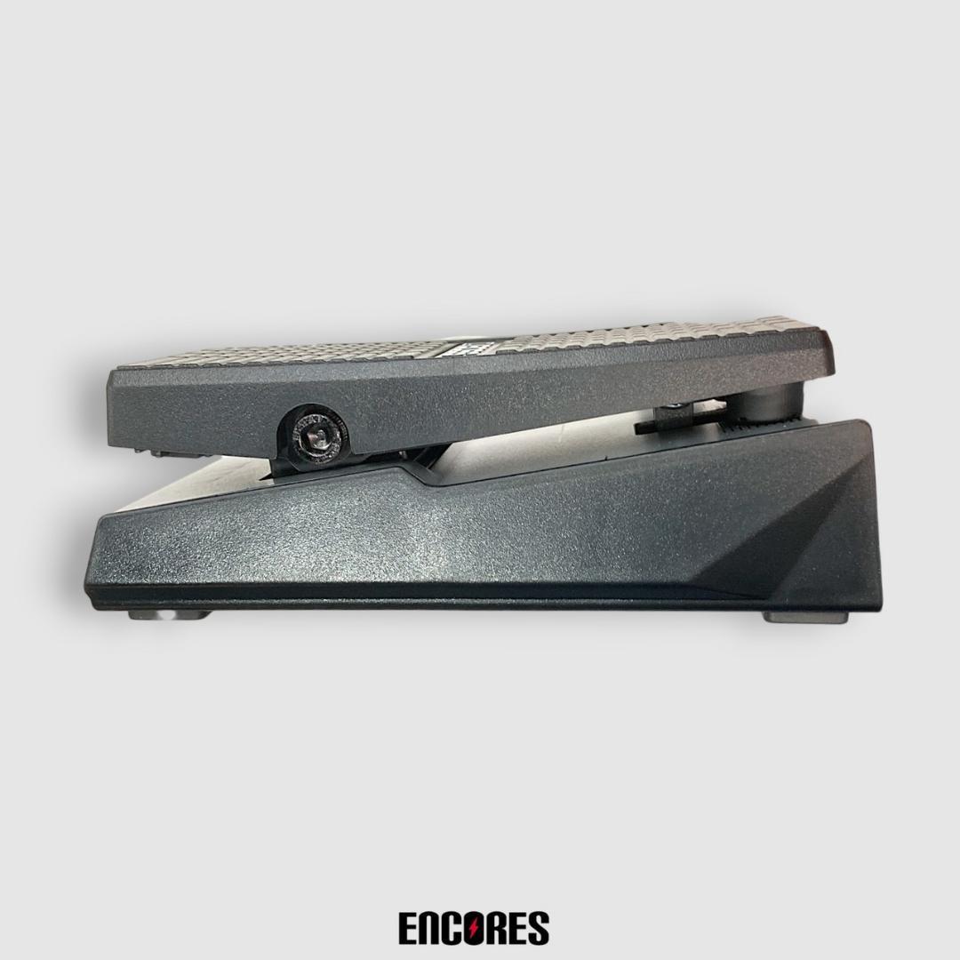 BOSS GT-1B Bass Effects マルチエフェクター