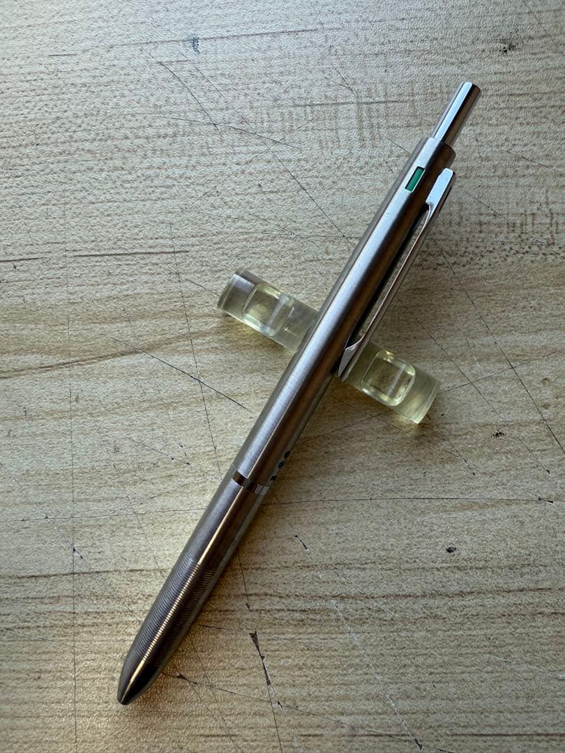 PILOT 多色ボールペン シルバー　廃盤　昭和レトロ　パイロット４色　激レア！