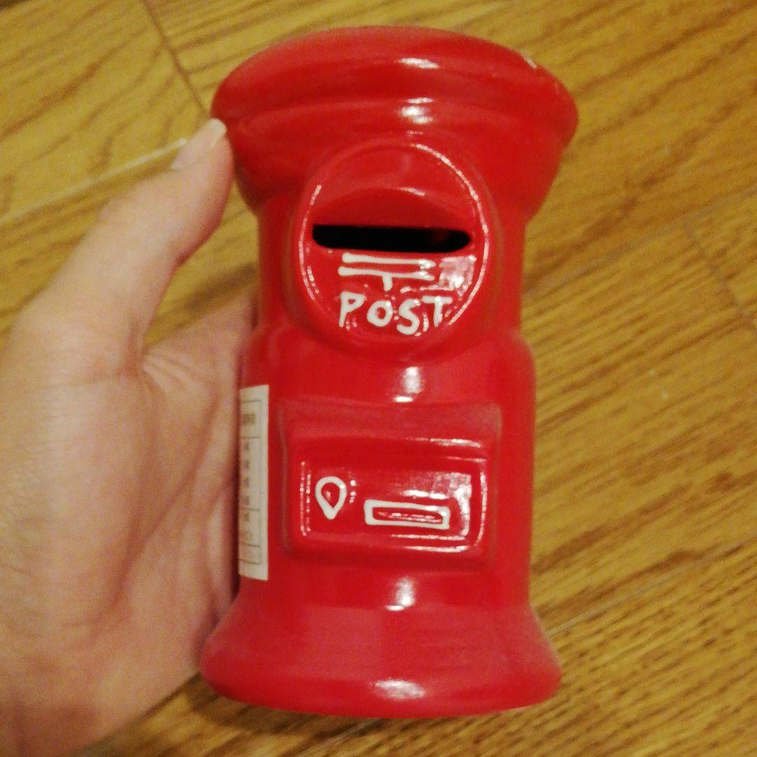 レトロな赤ポスト貯金箱