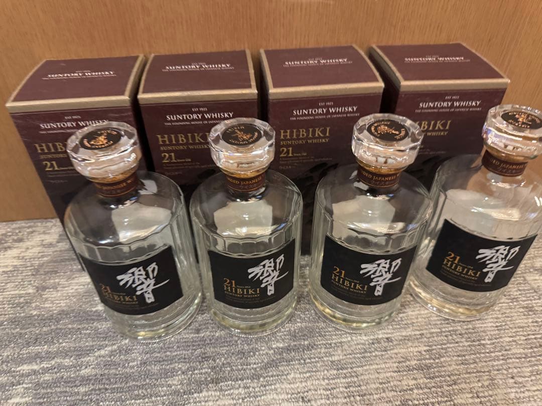 響 21年 ウイスキー 空瓶　化粧箱付き　4本セット