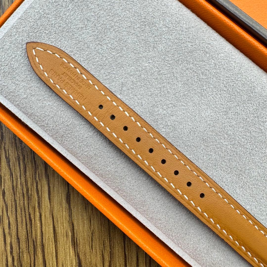 2342 Apple Watch エルメス　ゴールド　ブラウン　ドゥブルトゥール