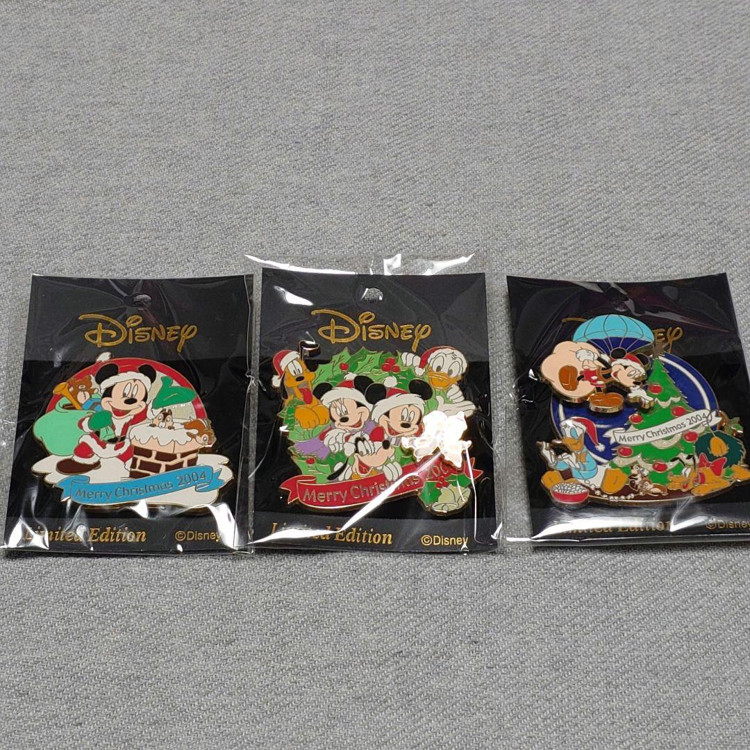 Disney 2004クリスマス限定ピンバッジ 3点セット