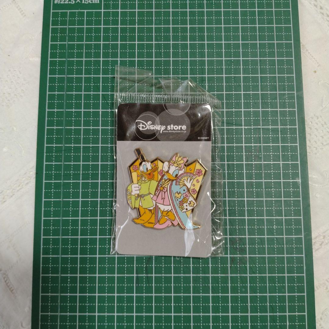 ディズニーストア　ドナルド　ひな祭り　ピン