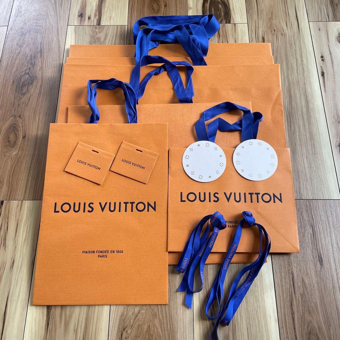 LOUIS VUITTON ショップ袋・箱・保存袋など 19点