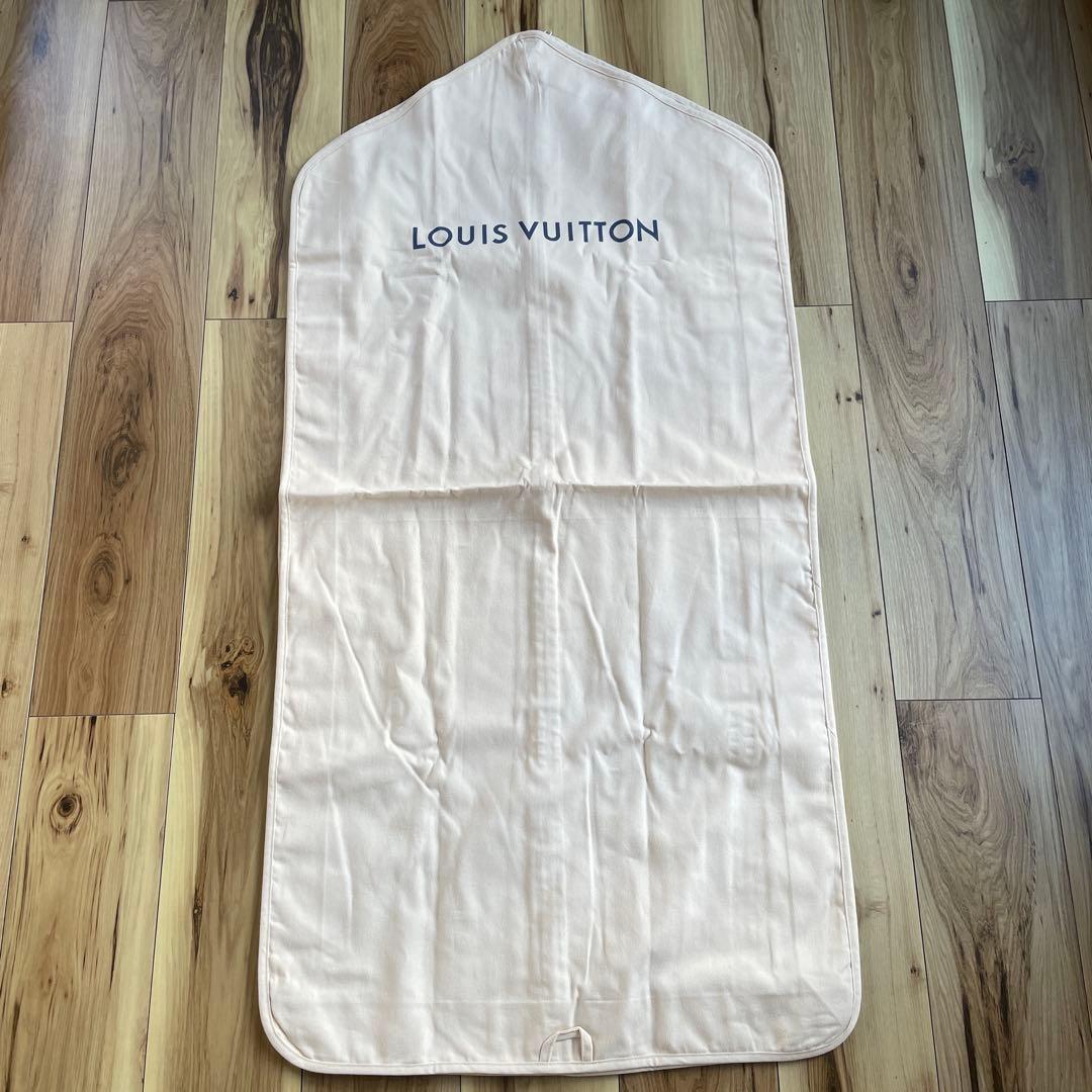 LOUIS VUITTON ショップ袋・箱・保存袋など 19点