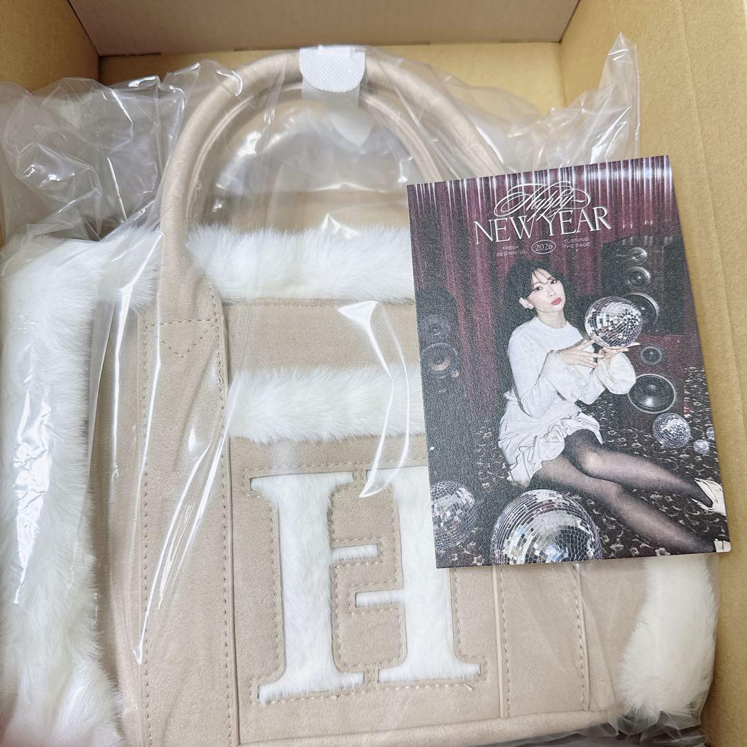 本日限定　Herlipto Cozy winter tote bag