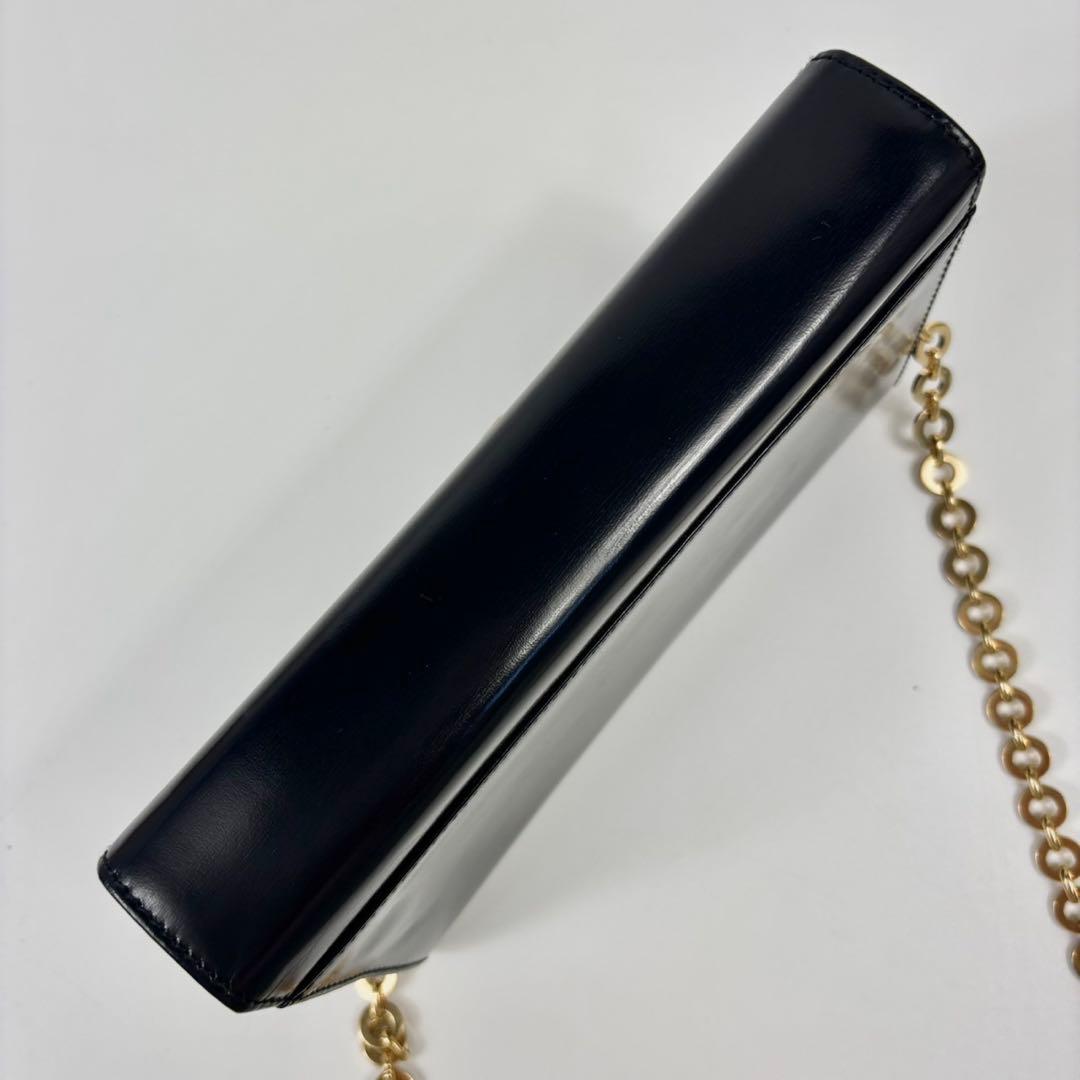 専用フェラガモ チェーン ミニ ショルダーバッグ ガンチーニ レザー 黒