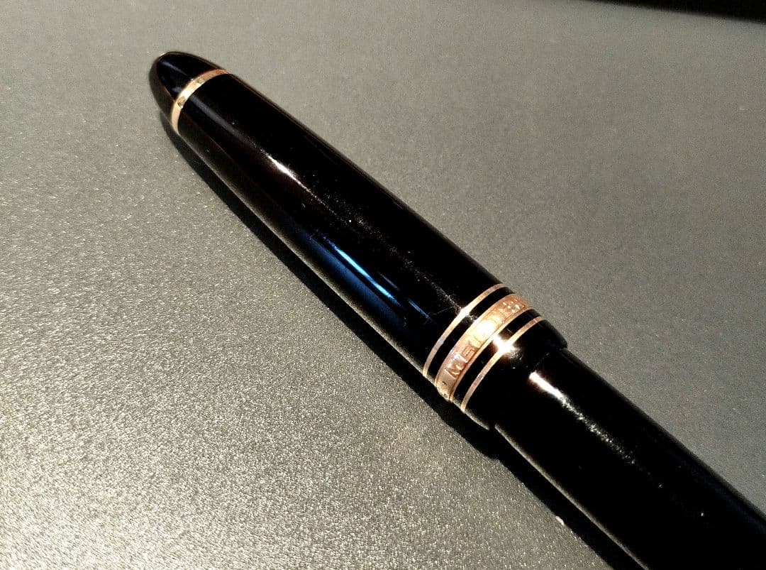 モンブラン　マイスターシュテュック　ル・グラン　ローラーボール　ゴールド