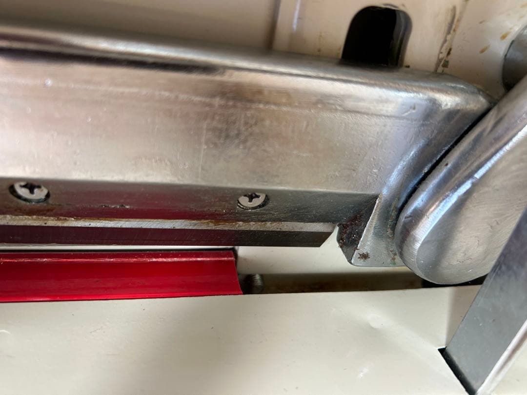 A4対応 手動式裁断機 グリッド付き