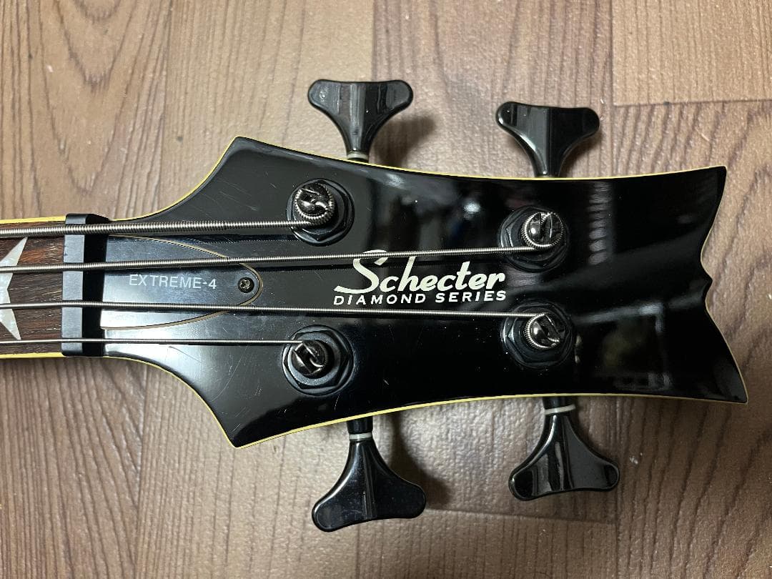 SCHECTER EXTREME-4 ベース アクティブPU シースルーレッド