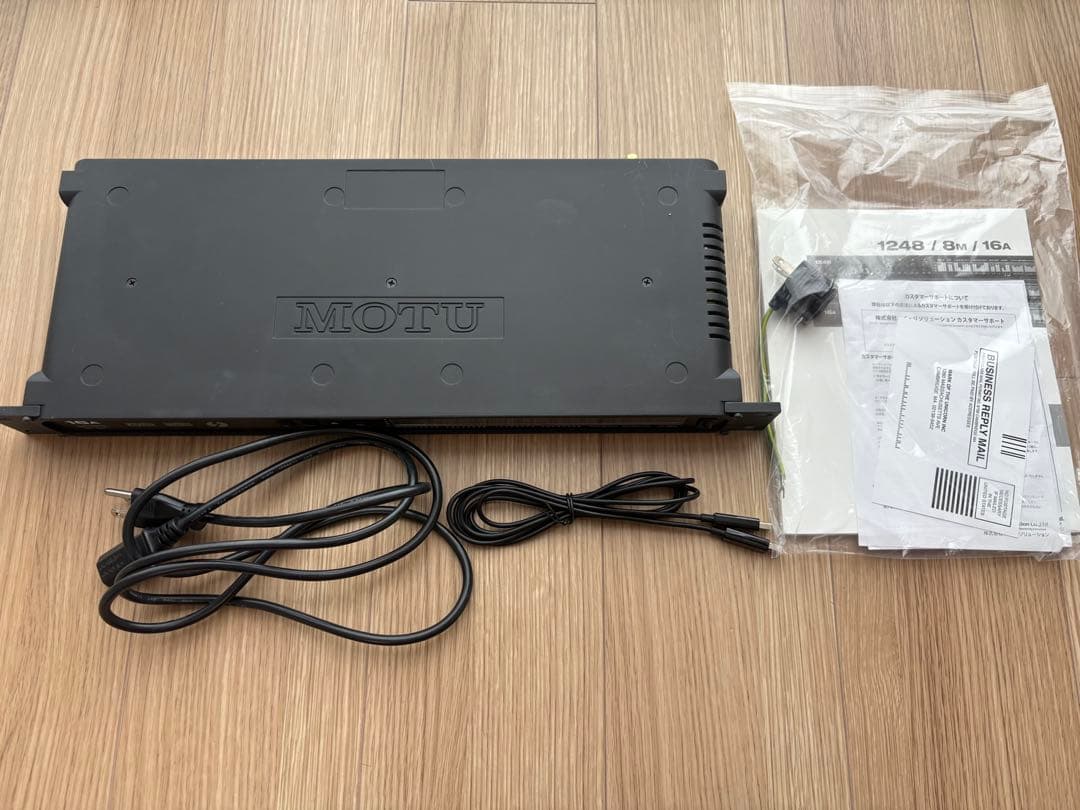 MOTU 16A Thunderboltケーブルおまけ付き