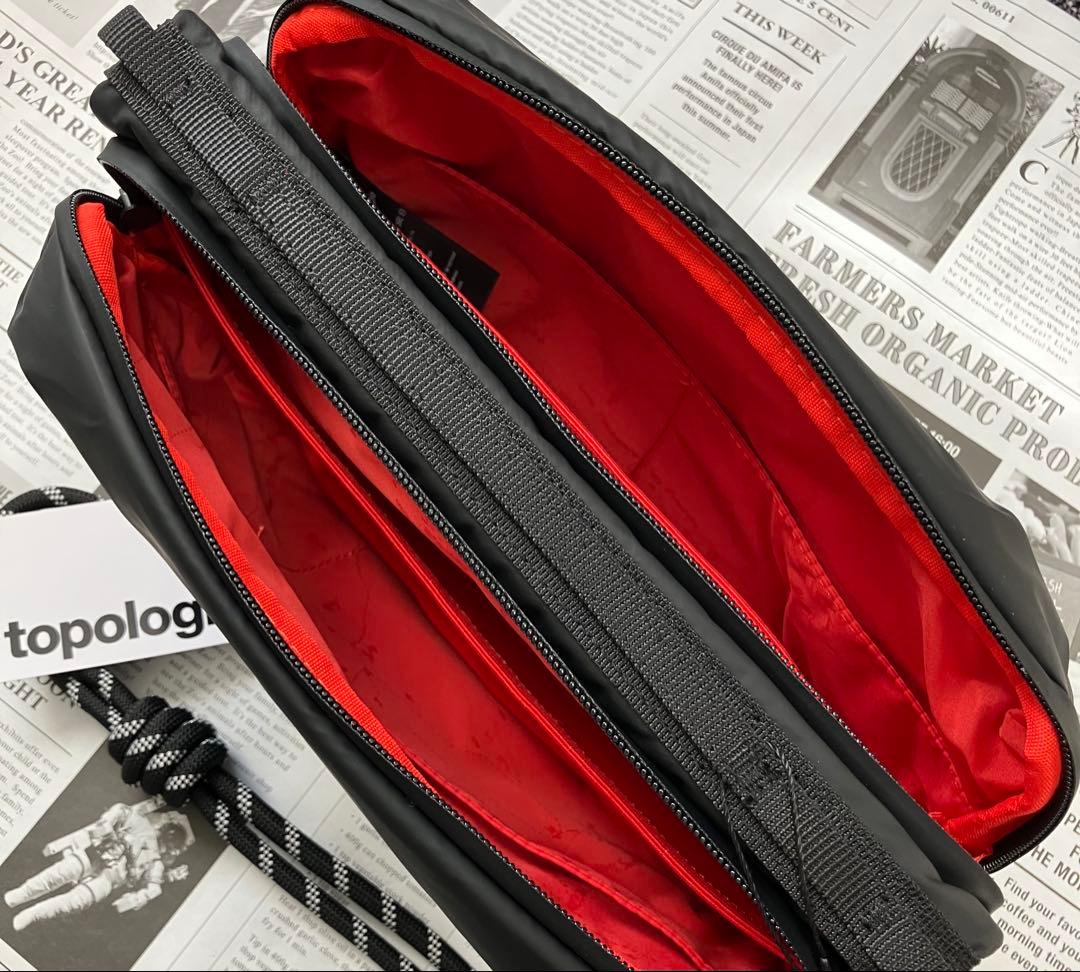 【人気】Topologie Bottle Sacoche トポロジーストラップ付