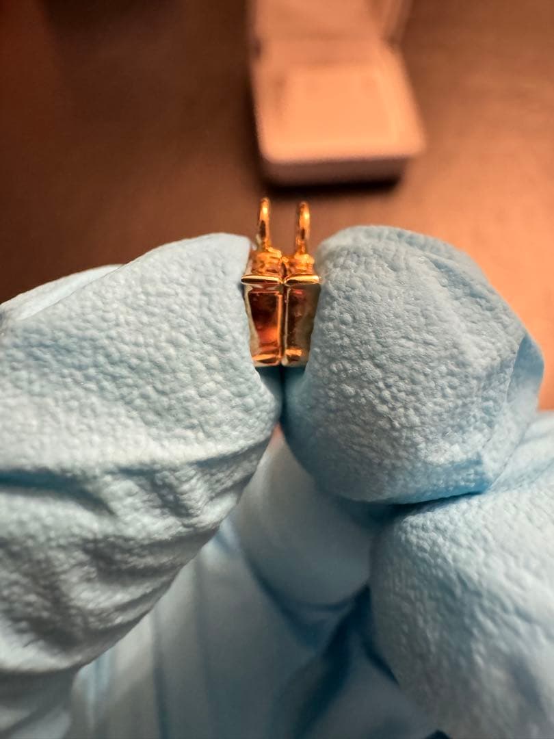 ジ*ー様 18 YG 2WAY D級ダイヤ0.2✖️2 ピアス 刻印あり 最終値