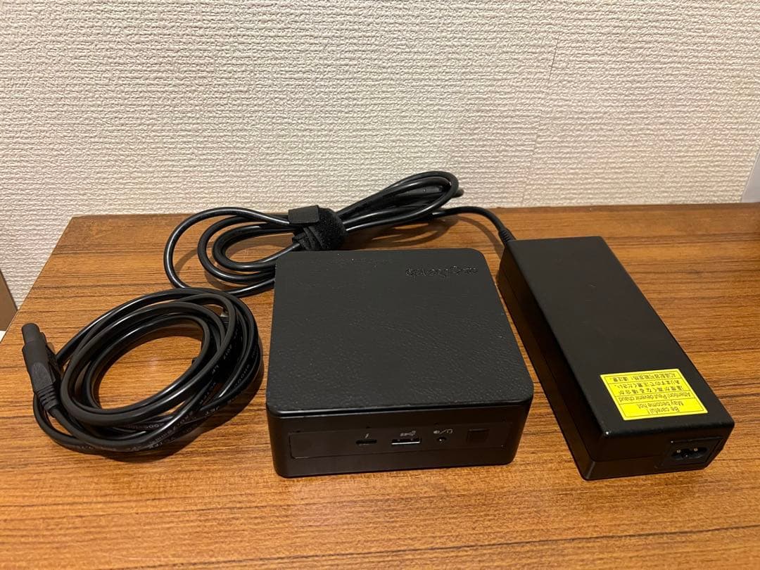 Intel NUC Loopgate i5第11世代 NUC11PAHi5000