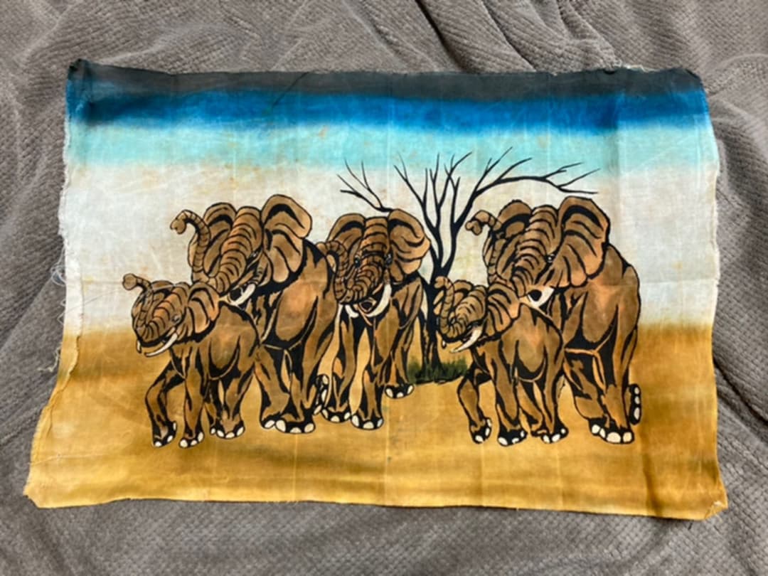 アフリカ　ケニア　飾り布　ろうけつ染め　ワックスアート