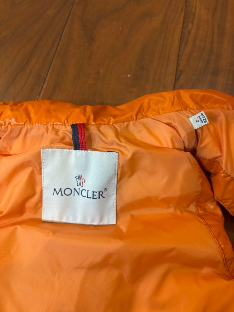 モンクレール　キッズ　ダウンベスト