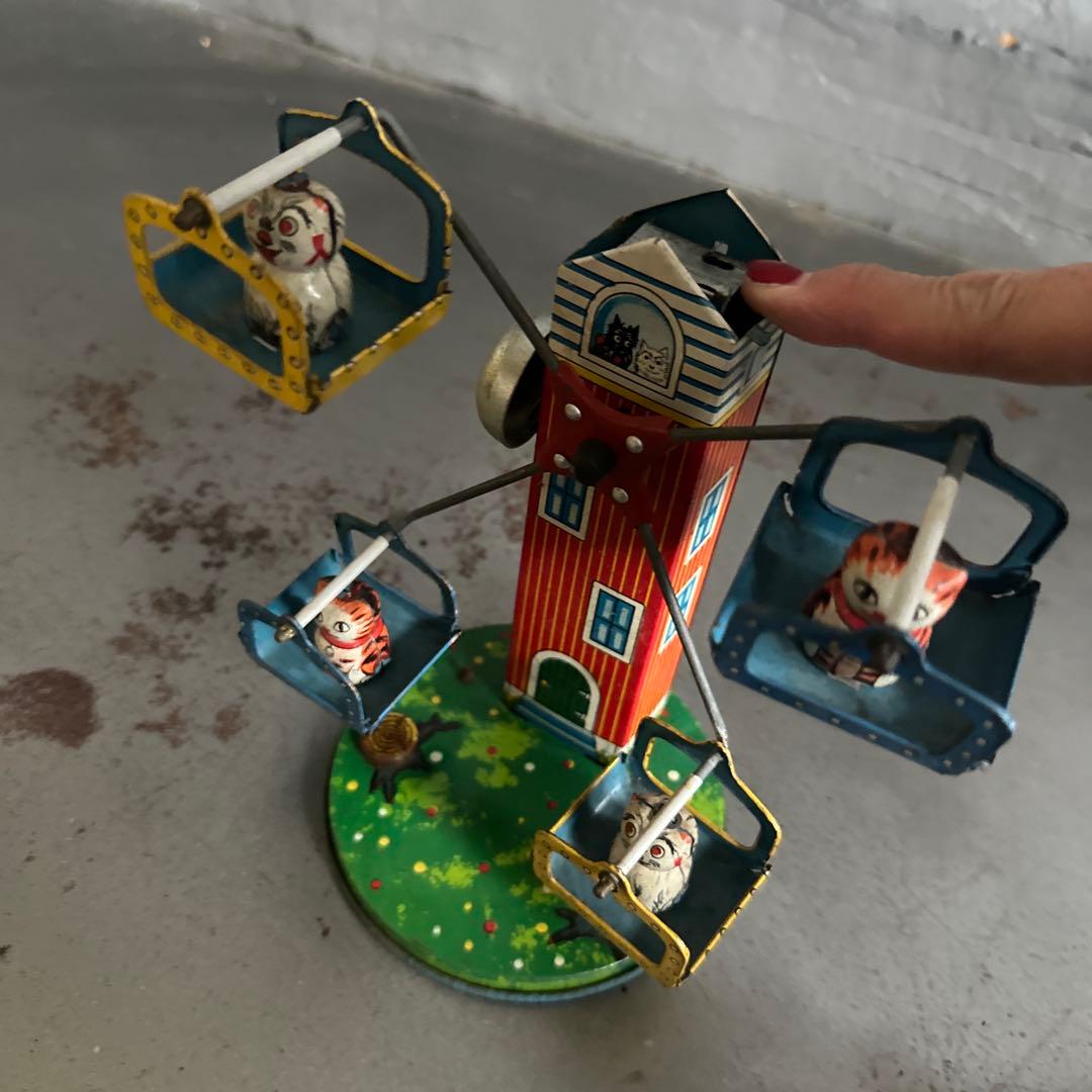 お値下げ‼️ブリキ観覧車 アンティーク雑貨 猫動物キャラクタージャンク