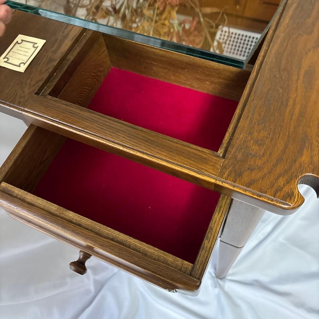 イタリアGiglio社　マホガニー木製サイドテーブル ガラス天板　2つ引き出し