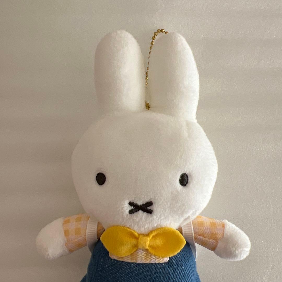 ミッフィー　ハウステンボス　アクティブミッフィー　マスコットキーチェーン