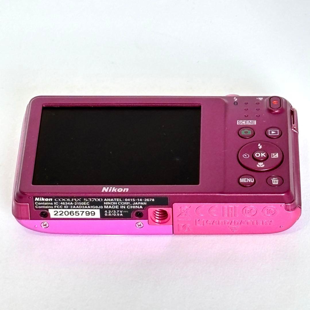 【美品】Nikon COOLPIX S3700 ニコン デジカメ　SDカード付