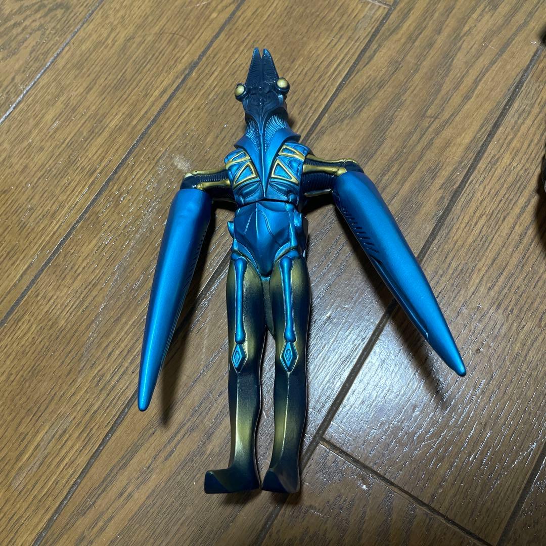 バルタン星人 4体セット