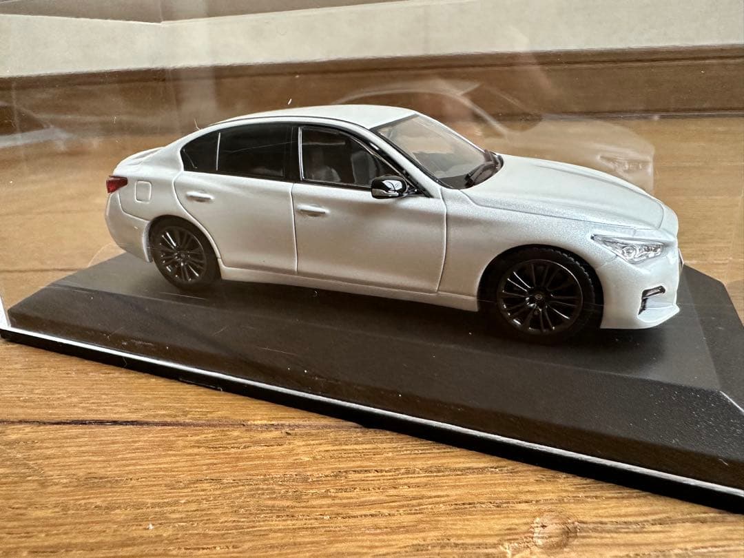 希少絶版 CARNEL 1/43 SKYLINE 400R(V37) 2022白