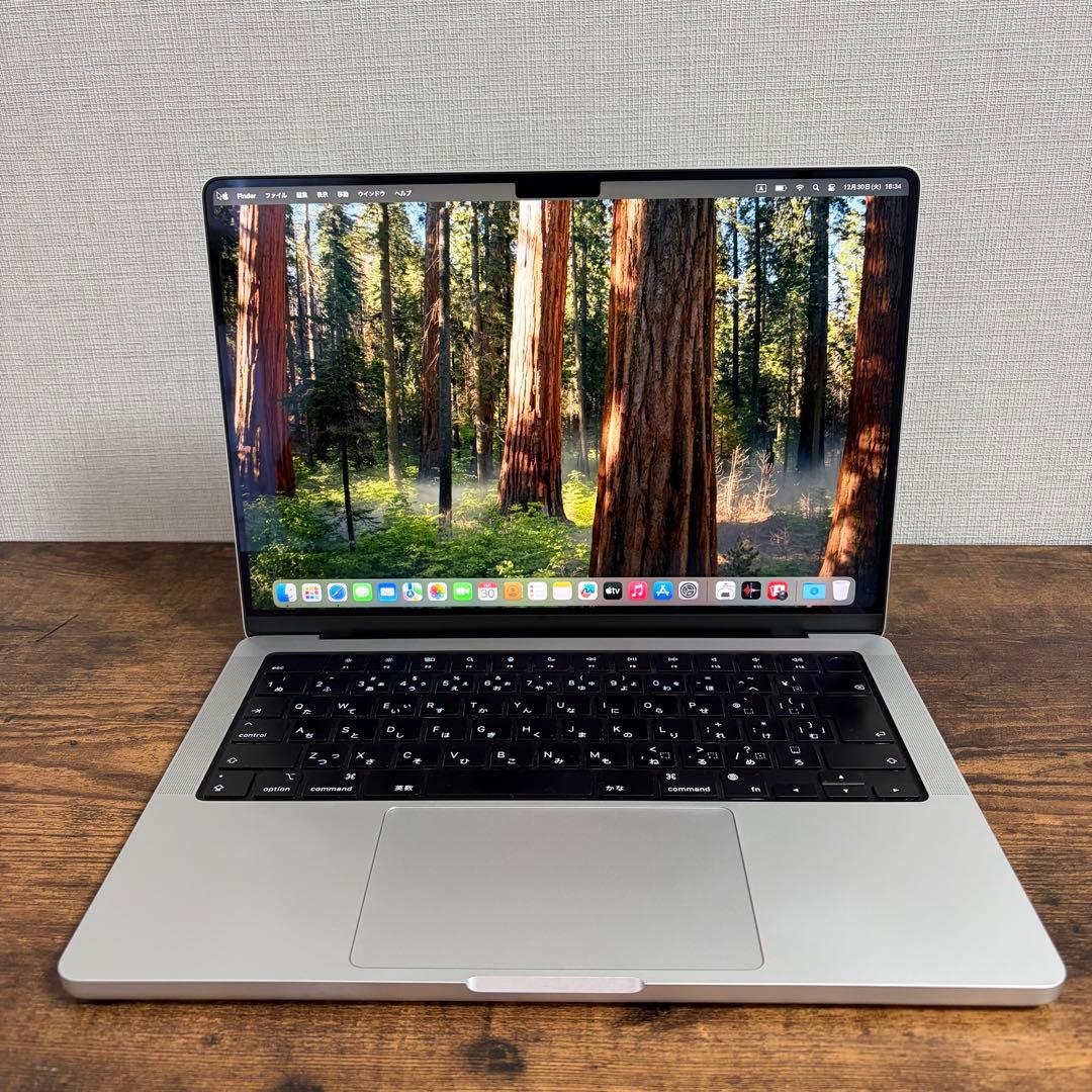 MacBook Pro 14インチ M3 Proメモリ32GB SSD512GB