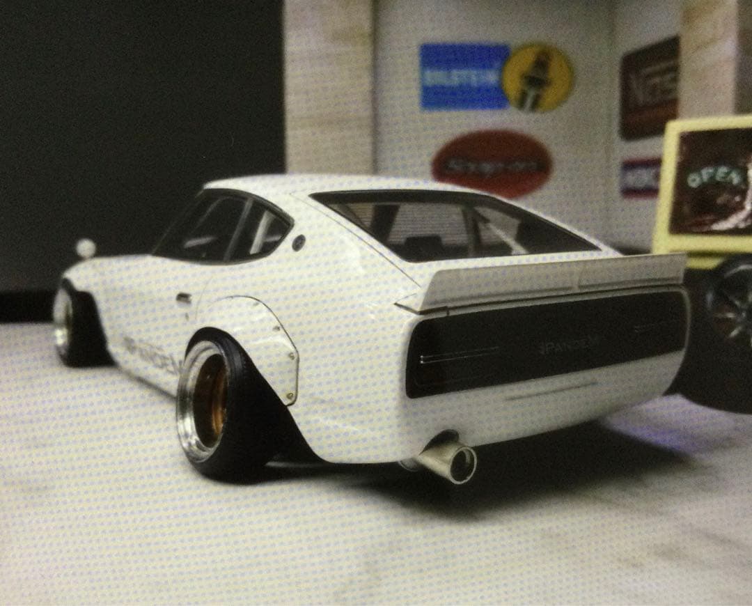 イグニッションモデル1/18 PANDEM S30Z 白　シャツおまけ付き