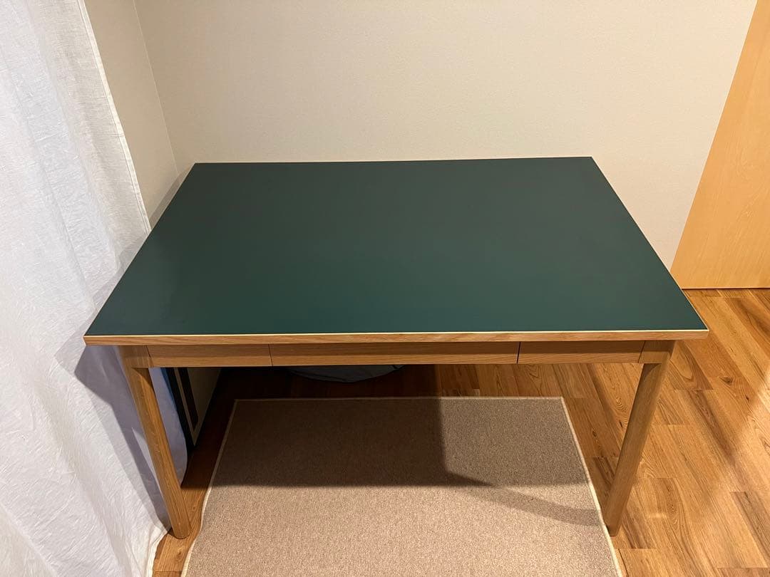 ＩＤＥEＳＴＩＬＴ　ＴＡＢＬＥ　１２００　ＧＲＥＥＮ　ＢＬＡＣＫ