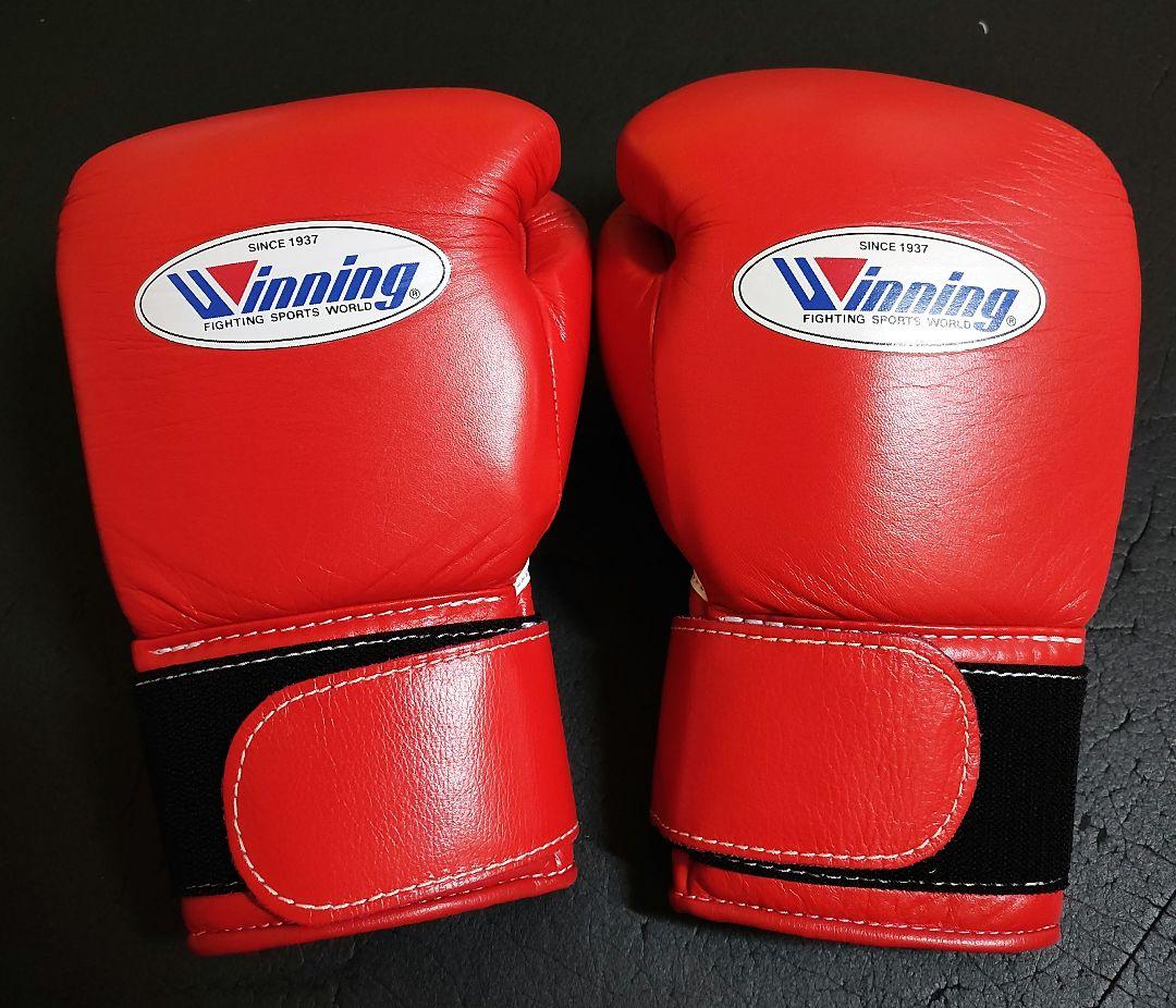 八八八Winning ボクシンググローブ 8 oz 赤 新品同様