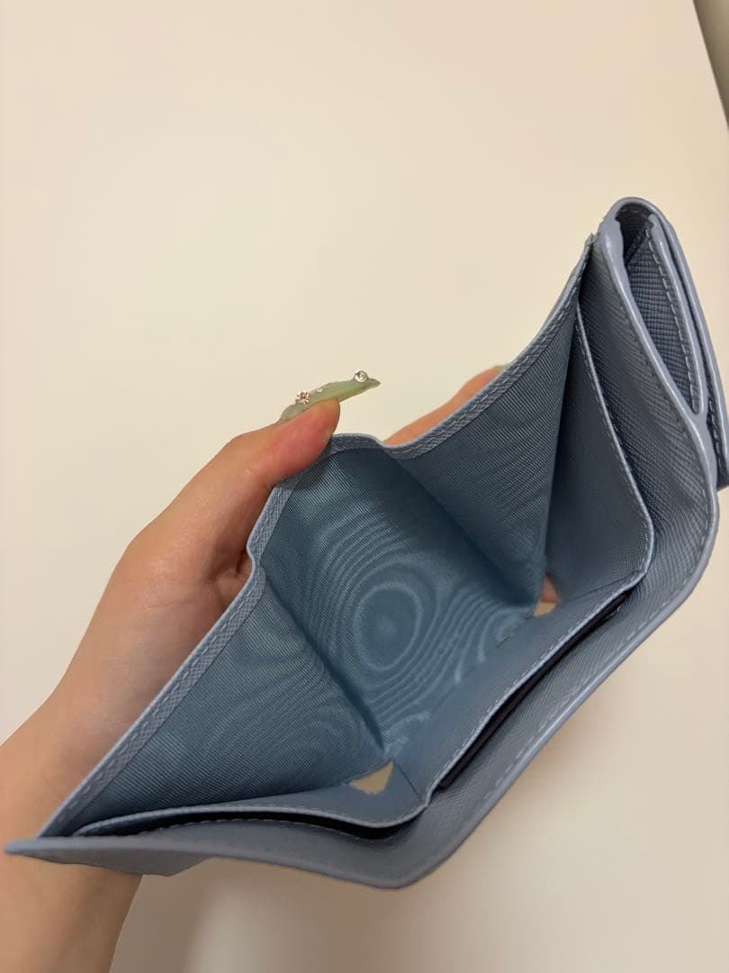 PRADA サフィアーノ トライアングル レザー 三つ折り財布 水色 ウォレット