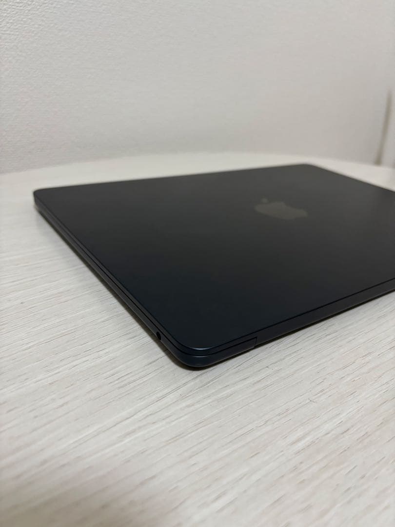 【美品】MacBook Air M2 8GB 512GB ミッドナイト　2022