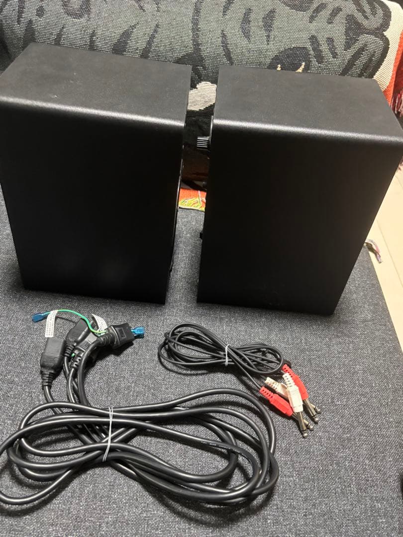 YAMAHA HS5 定番スタジオモニター ペア　スピーカーケーブル付き