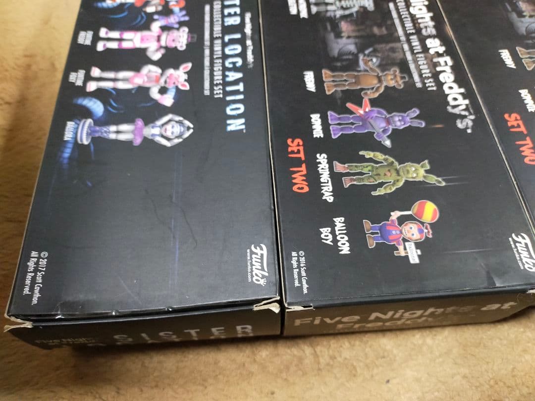 ファイブナイトアットフレディーズ コレクタブルビニールフィギュアセット 4種類