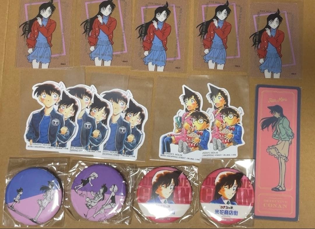 名探偵コナン　毛利蘭　コナン探偵社　コナンまつり　缶バッジ　クリアカード