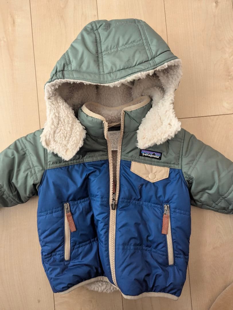 パタゴニア アウター 2T 　新品