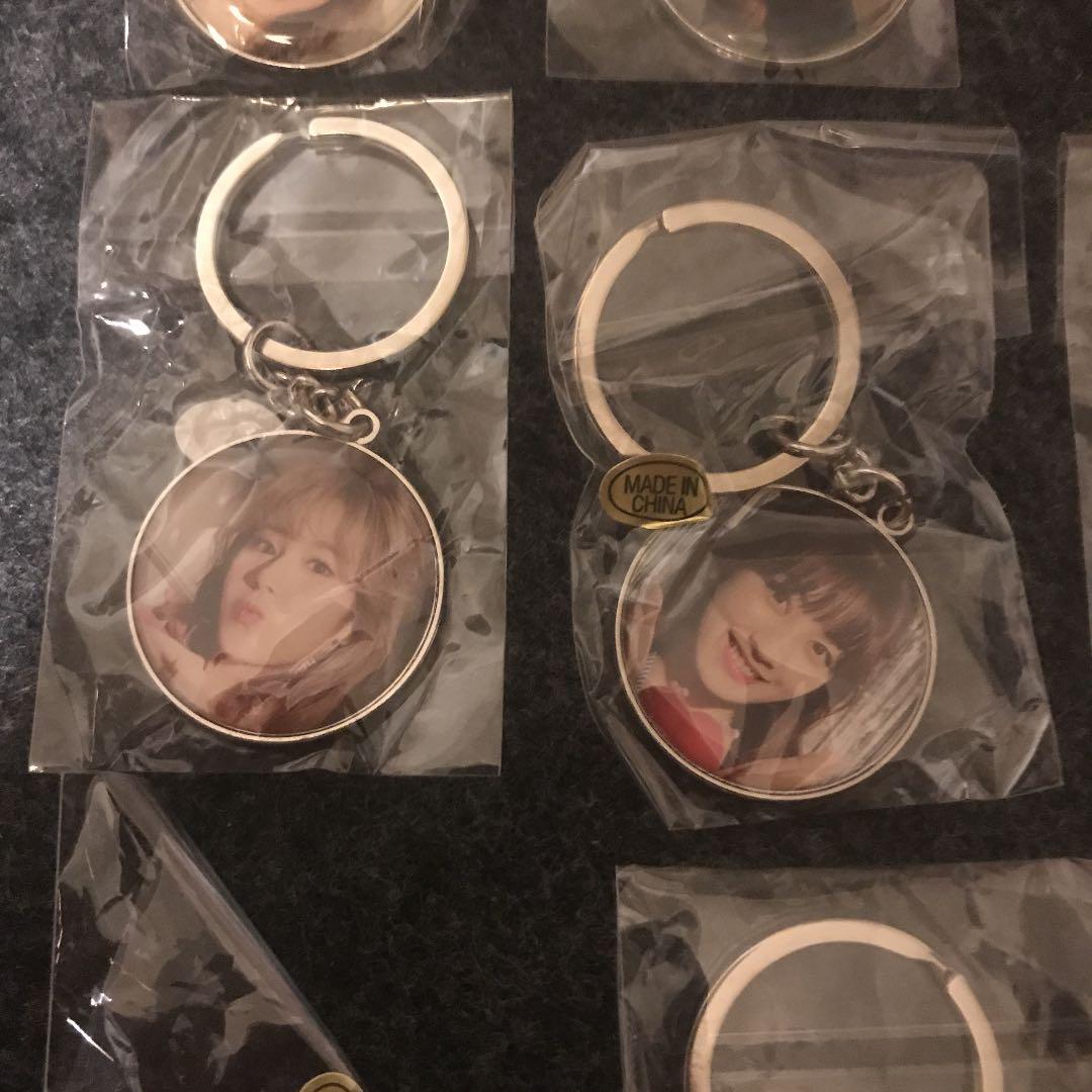 韓国POP UP STORE TWICE LIKEYキーホルダー　セット