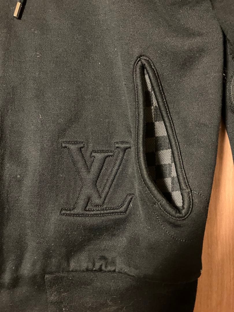 Louis Vuitton ルイヴィトン　ブラックパーカースウェットダミエS