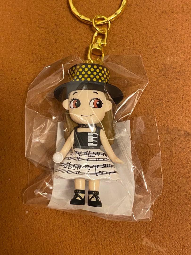 西野カナ　15th Anniversary マスコットキーホルダー