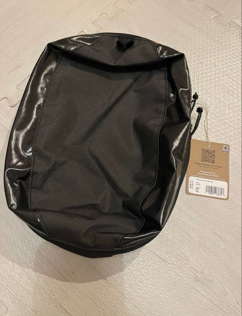 【新品未使用】Patagoniaウィンウィンブラックホール キューブ 6L