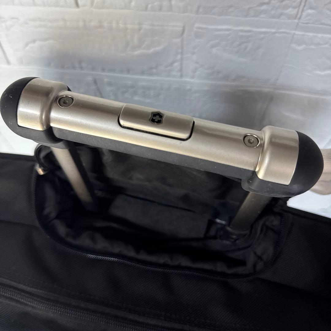 【良品】VICTORINOX ヴィクトリノックス キャリーケース 4輪 バッグ